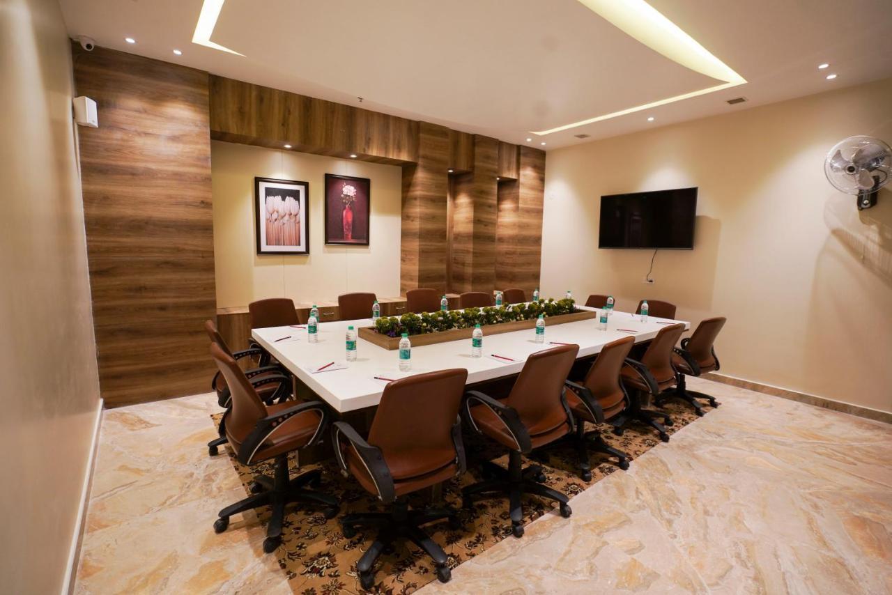 Hotel Indo Prime Divisione di Divisione di Jaipur Esterno foto